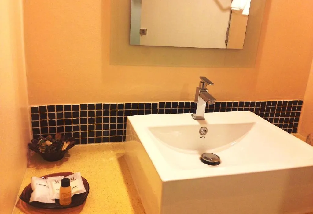 Bh Business Hotel-1